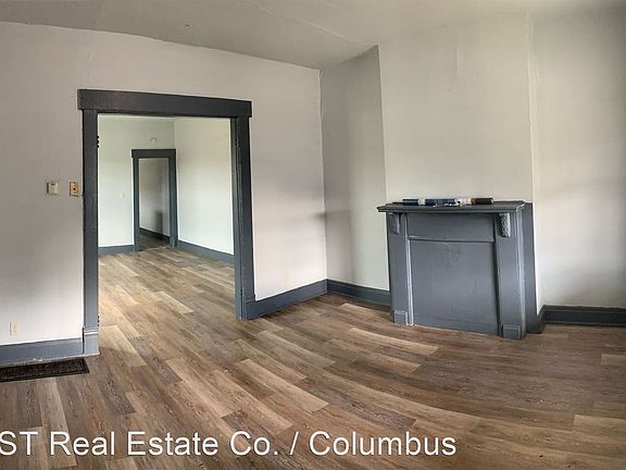 3rd image of 434 1/2 Hosack St #432