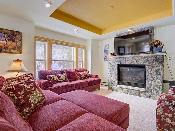4th image of 190 Whispering Pines Ln