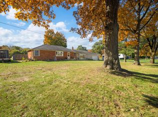 3870 Buffalo Rd, Buchanan, MI 49107