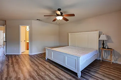 4567 Woodsboro Ln — Photo 19