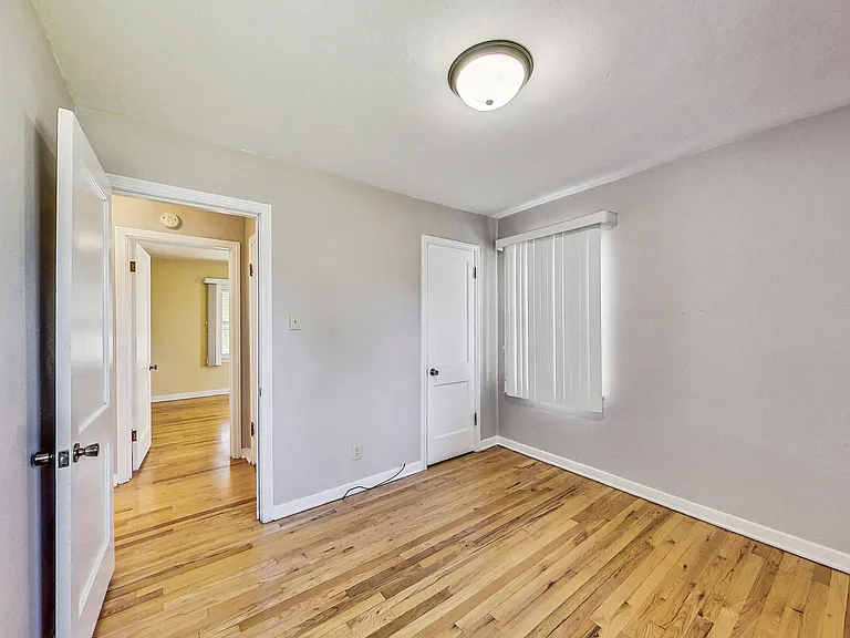 6815 Forestdale Ave — Photo 15