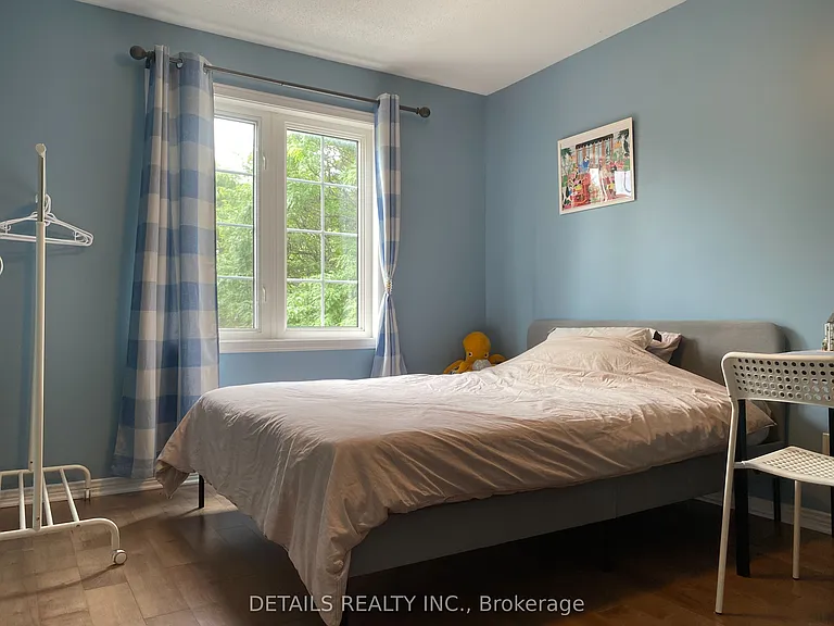 101 Milner Downs Cres — Photo 11