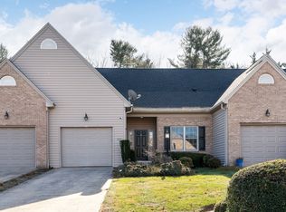 105 Paige St, Waynesboro, VA 22980