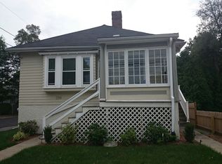 298 Vermont St, West Roxbury, MA 02132