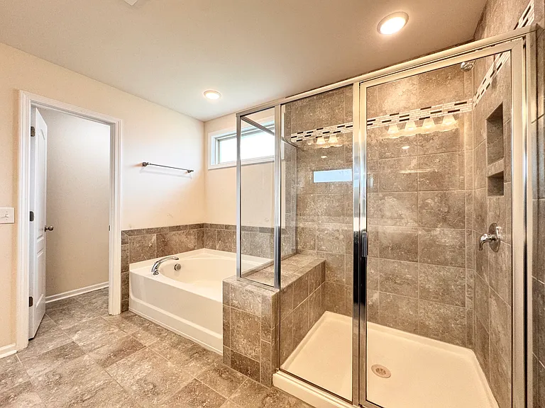 10428 Honeyfur Ct — Photo 18
