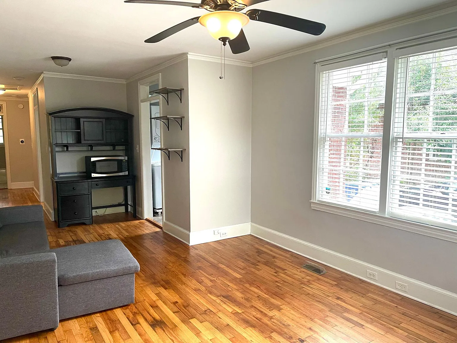 3304 Blossom St — Photo 3