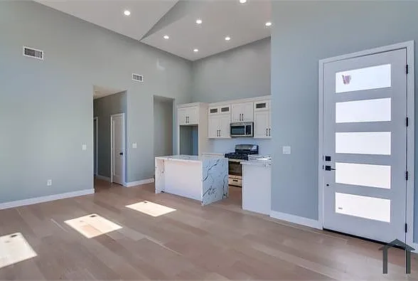 3336 Altadena Ave — Photo 24