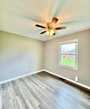 3rd image of 2024-2026 Hickory Hill Dr #2024