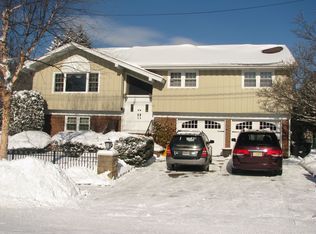 12 Center St, Oradell, NJ 07649