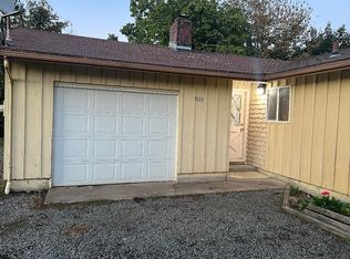 8123 McCormick St NE, Woodburn, OR 97071