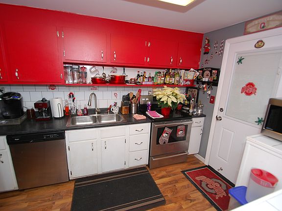 2nd image of 1325 Laurel Green Pl