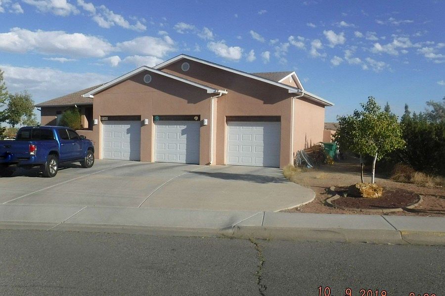 1st image of 704 Ocio St