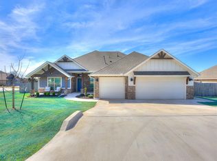 2803 Hickory Hills Ct, Newcastle, OK 73065