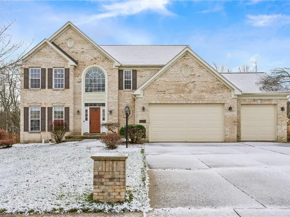 6016 Hawthorn Dr, Coraopolis, PA 15108