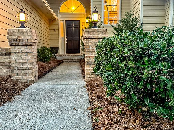 3rd image of 8620 Heartwood Ct