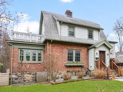 35 Wildwood Road, New Rochelle, NY, 10804