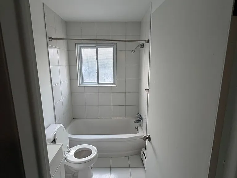 24801 Jefferson Ave #15 — Photo 6