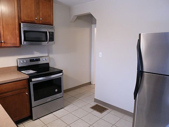 Kitchen is very nice