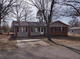 113 Songbird Dr, Tahlequah, OK 74464