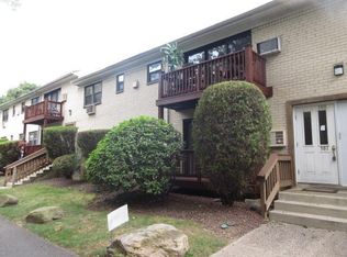 187 Sneden Pl W, Spring Valley, NY 10977