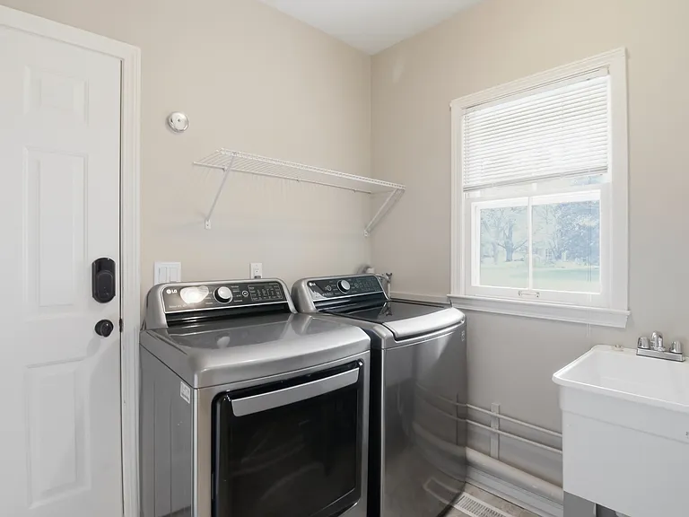 4576 Wagon Wheel Dr — Photo 22