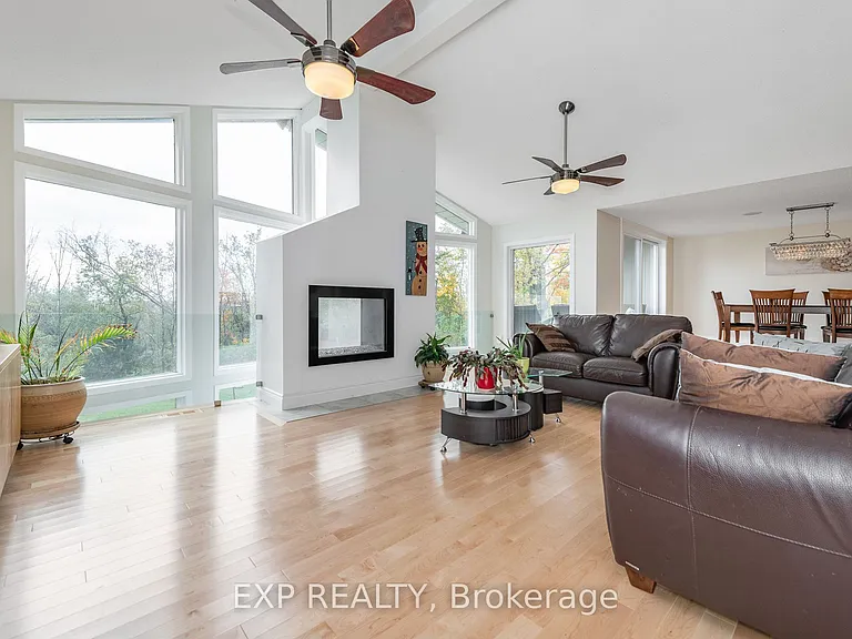 1238 Barnwell Cres — Photo 23