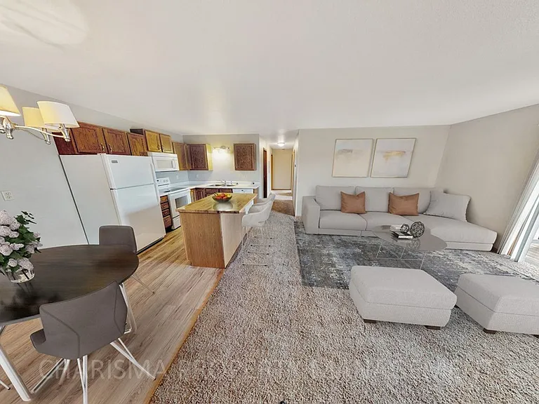 Parkside Apartments — Photo 10