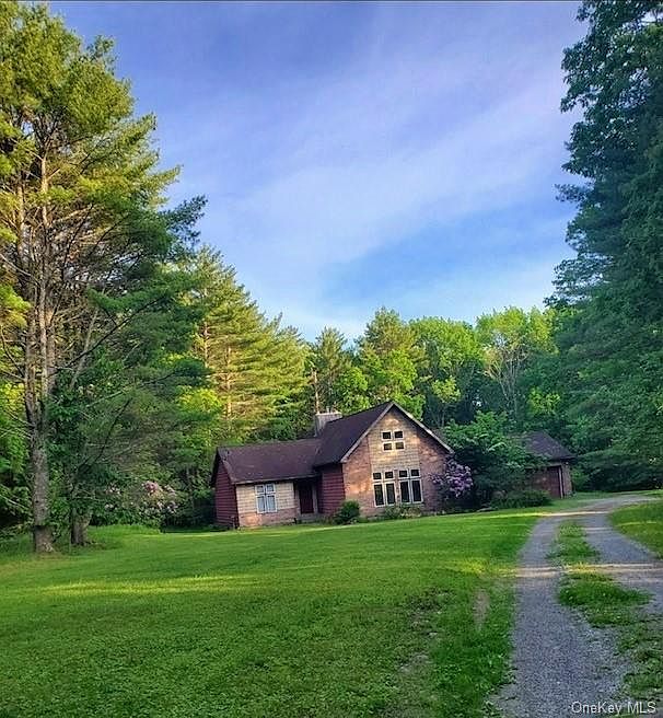 817 Peenpack Trail, Sparrow Bush, NY 12780 Zillow