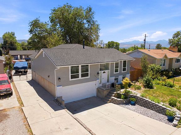 2nd image of 1174 E Violet Dr
