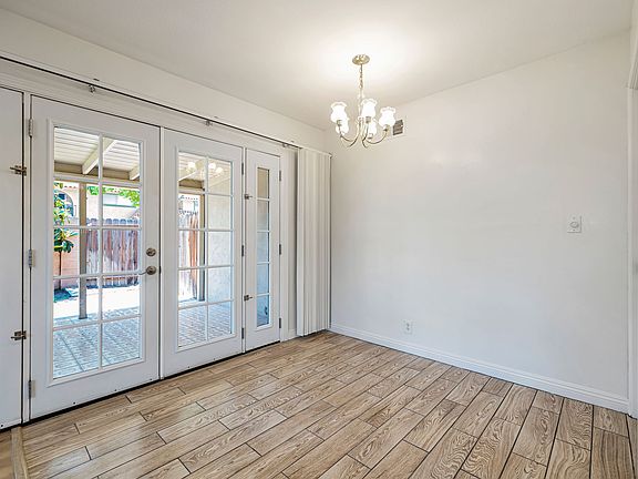 5th image of 1139 N Shattuck St