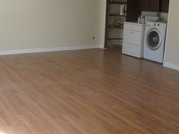 4th image of 515 N Buena Vista St