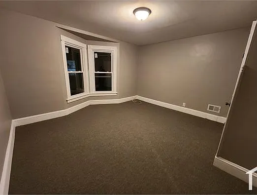 208 Broad St — Photo 8