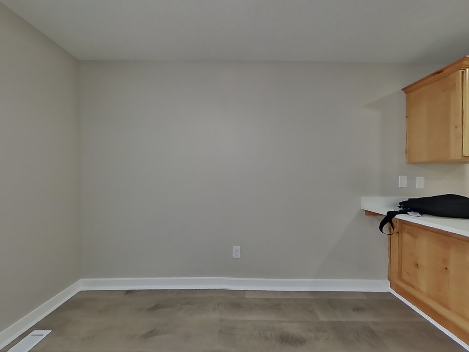 1st image of 1551 N 450 E