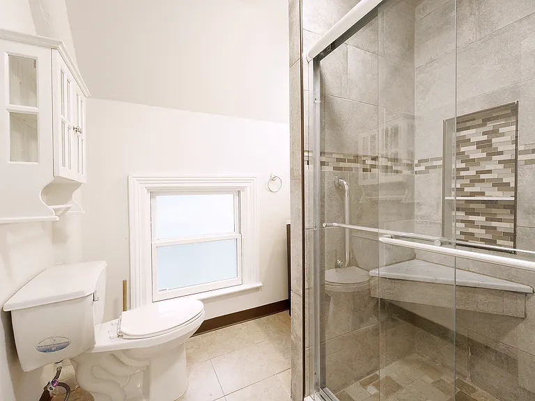 105 E Palisade Ave #B — Photo 13