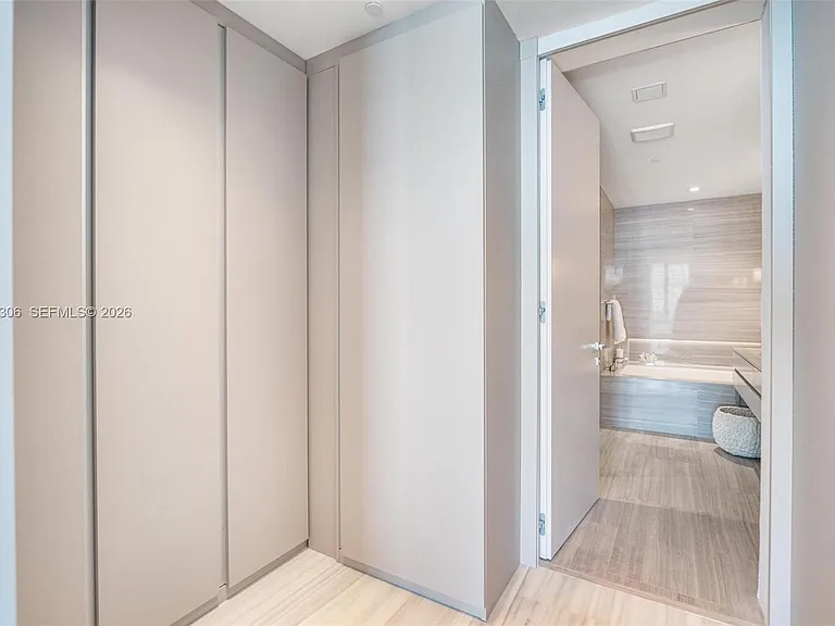 18975 E Collins Ave #3802 — Photo 24
