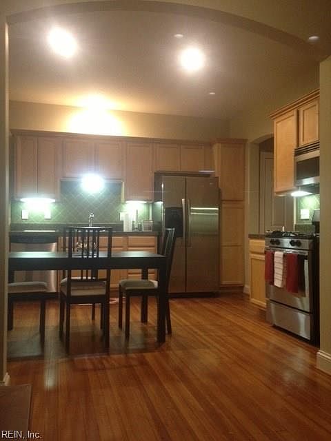 1st image of 3015 West Ave APT 202