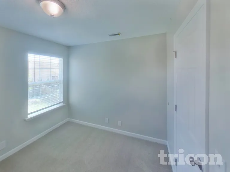 2743 Windwalker Ct — Photo 11