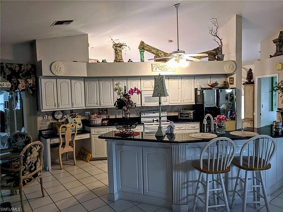 2nd image of 1605 Covington Meadows Cir