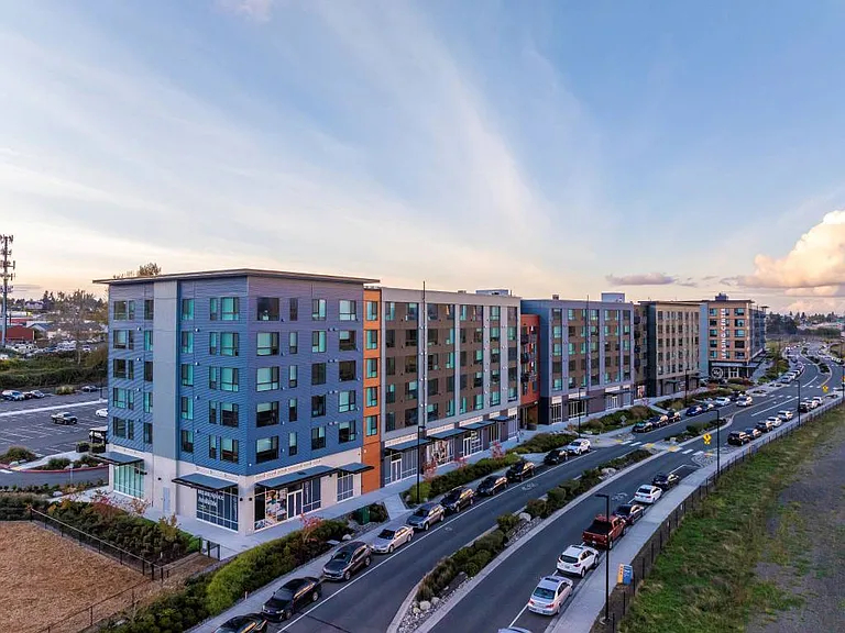 Riverfront Everett — Photo 15