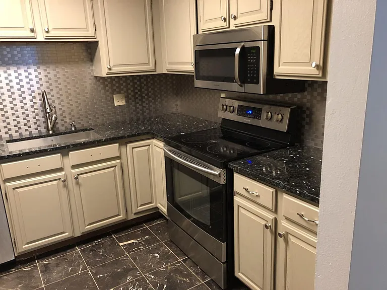 2217 Luann Ln #3 — Photo 3