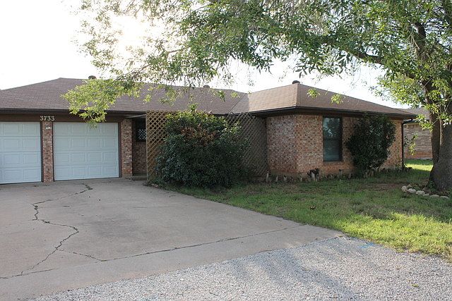 1st image of 3733 Oldham Ln