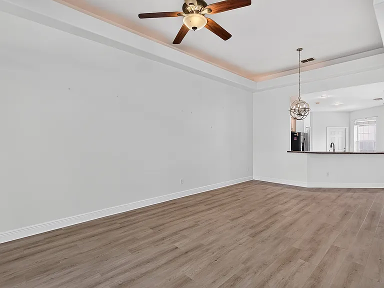 166 Sedona Cir — Photo 25