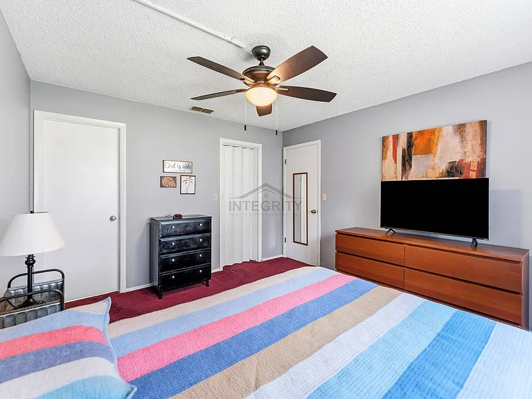 8305 Sandwedge Cir #A — Photo 16