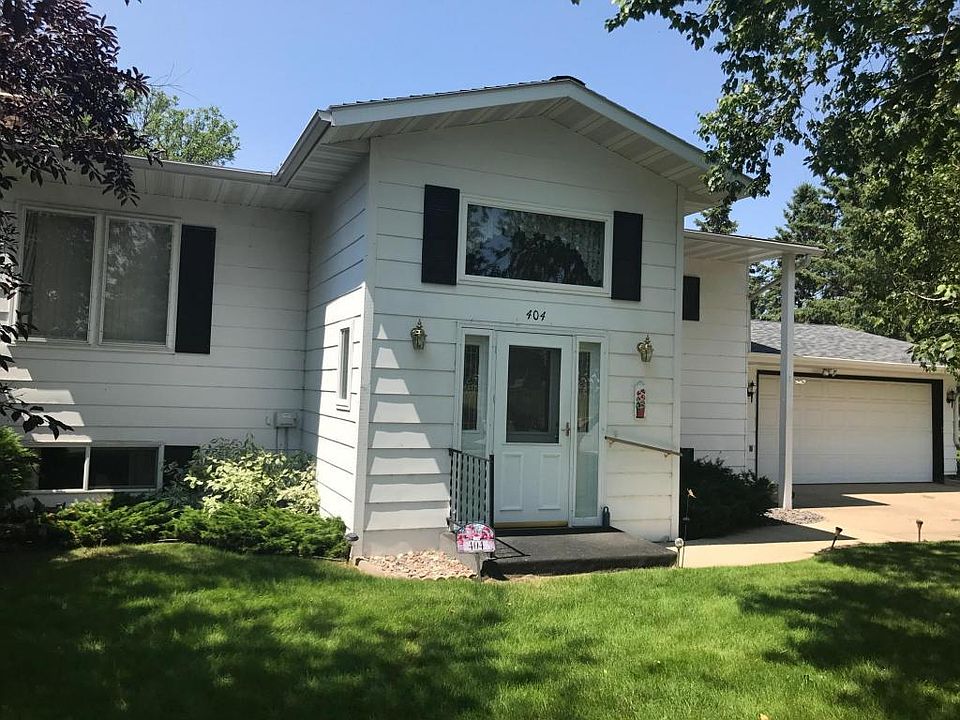 1st image of 404 Knollcrest Ave