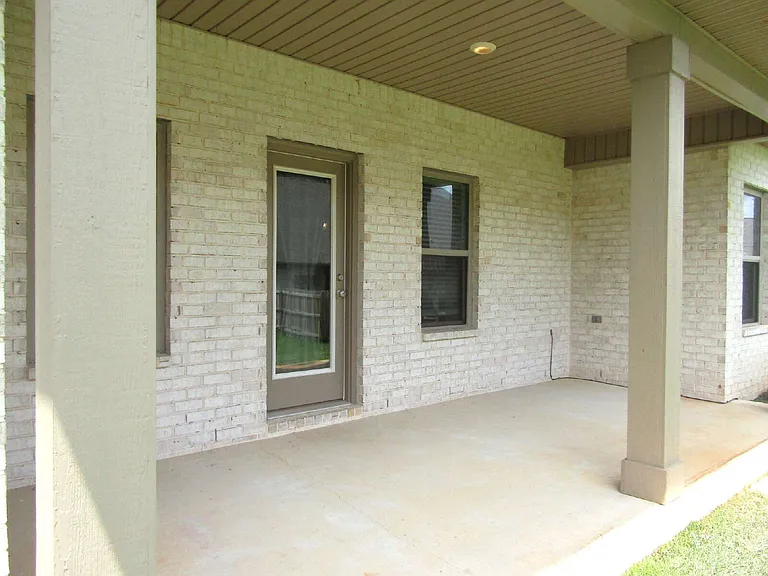 713 Brambling Ct — Photo 24