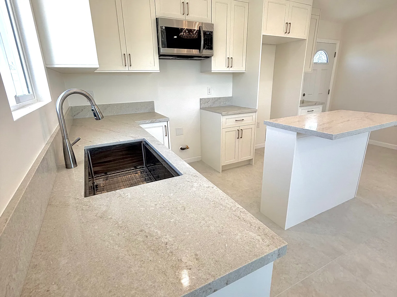 1 bed, 505 sqft, $2,550 — Photo 4