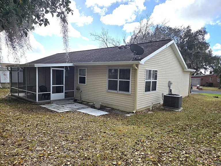 739 Heathrow Ave — Photo 24