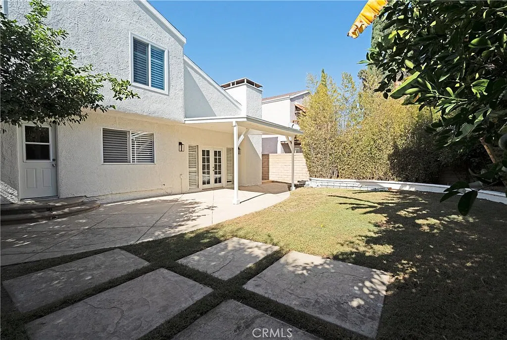 3 bed, 2031 sqft, $4,795 — Photo 2