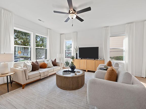 5th image of 1311 Boyer St