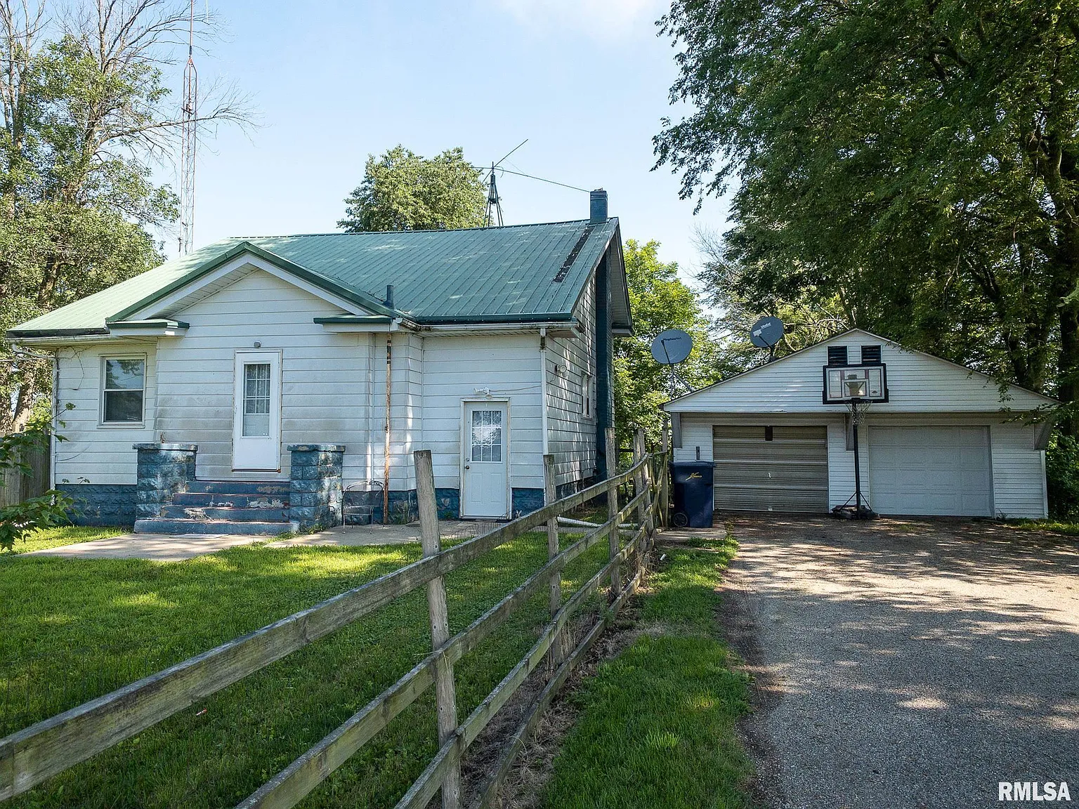 21848 Ryan Rd photo 1